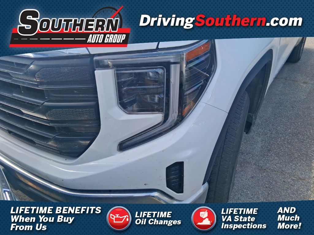 Summit White 2024 GMC Sierra 1500 Pro Regular Cab RWD Pickup Truck 4X2 8-Speed Automatic