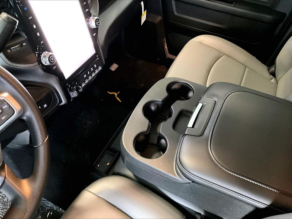 2026 Ram 3500 — photo 13
