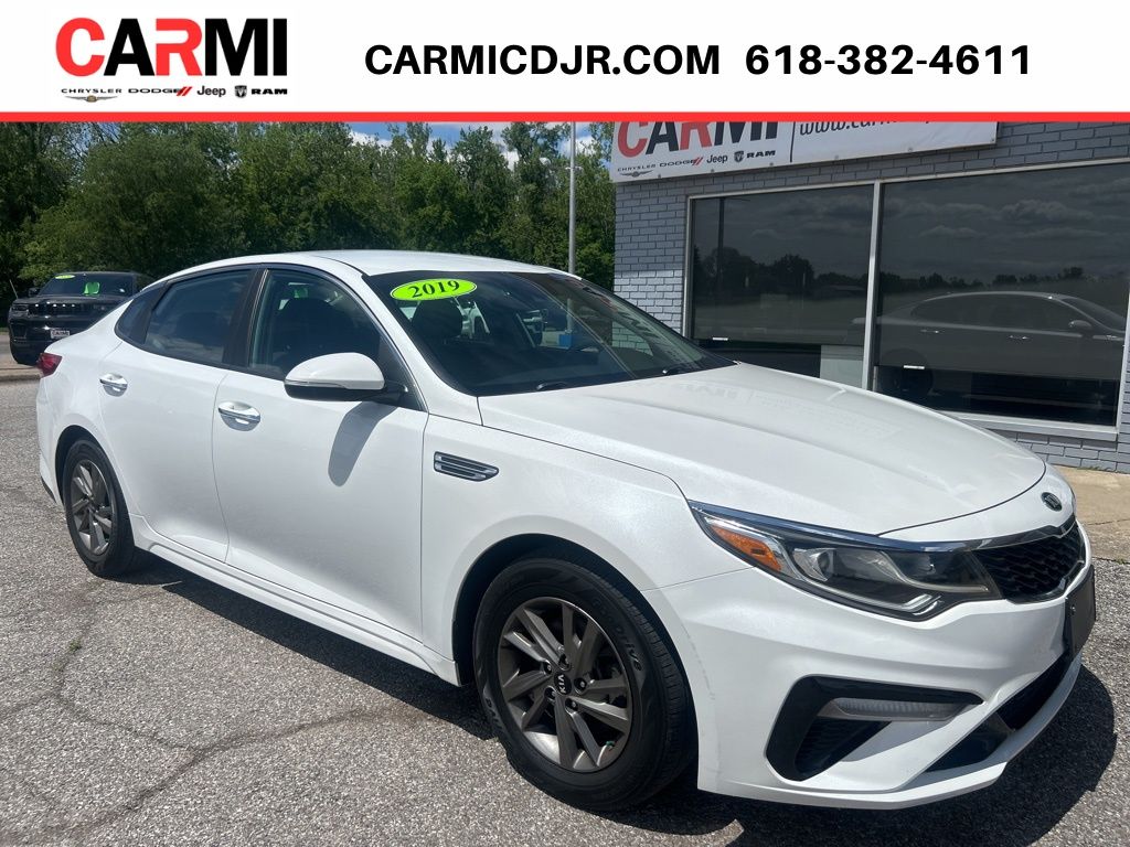 Snow White Pearl 2019 Kia Optima Sedan Front-Wheel Drive 6-Speed Automatic