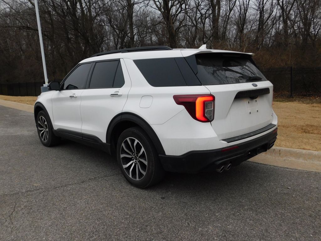 Thumbnail: 2021 Ford Explorer - 11