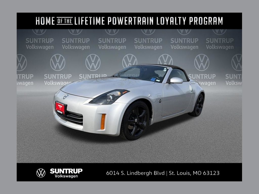 Silver Alloy Metallic 2008 Nissan 350Z Touring Coupe Rear-Wheel Drive 5-Speed Automatic