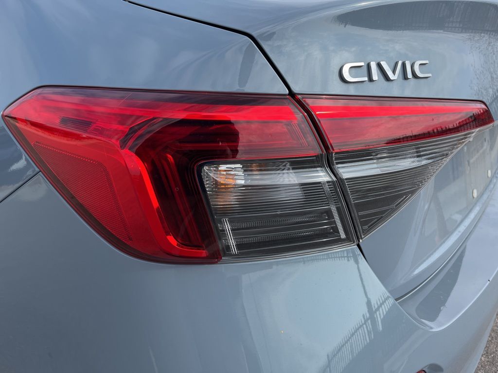 Thumbnail: 2023 Honda Civic - 7