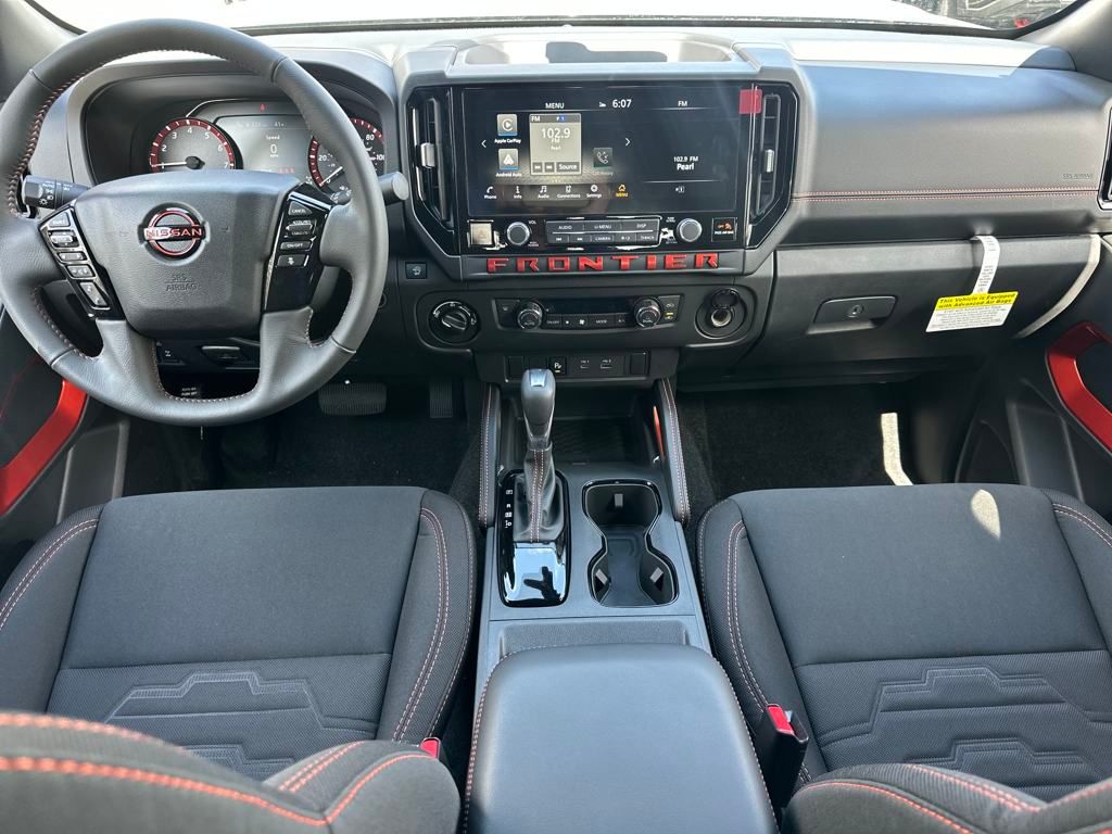 2025 Nissan Frontier PRO-4X photo