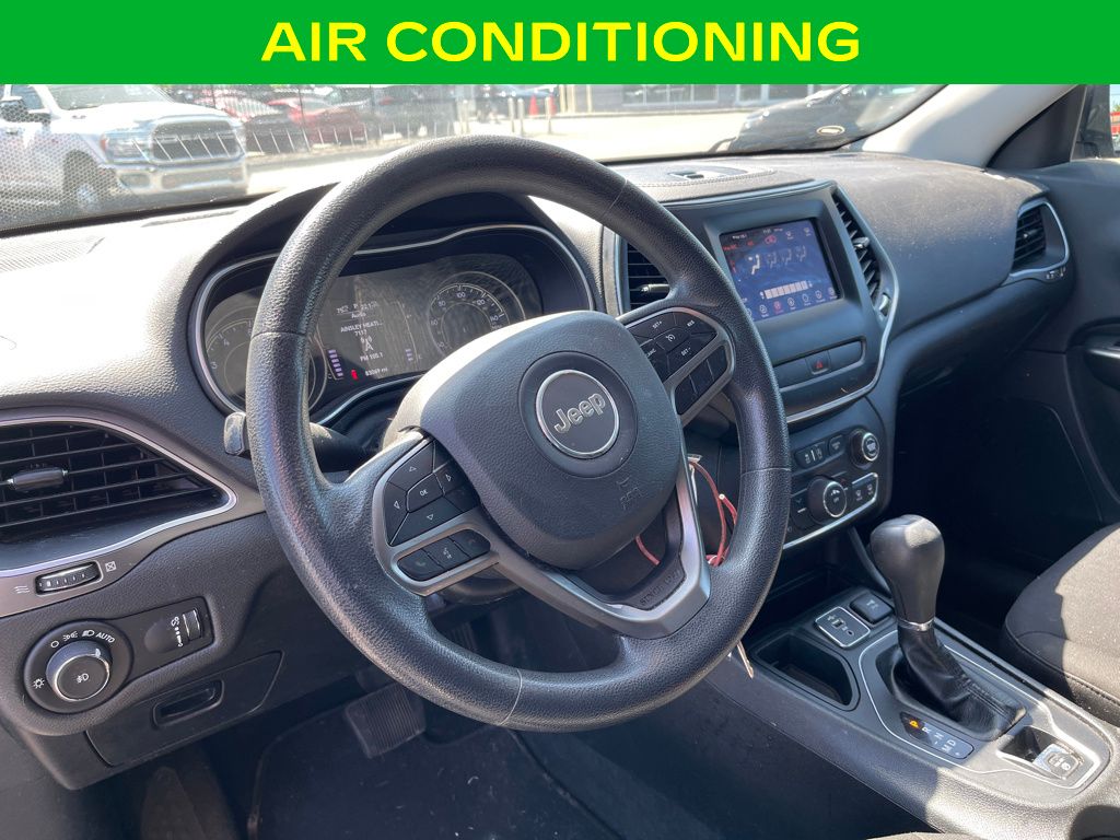 used 2019 Jeep Cherokee car, priced at $14,000