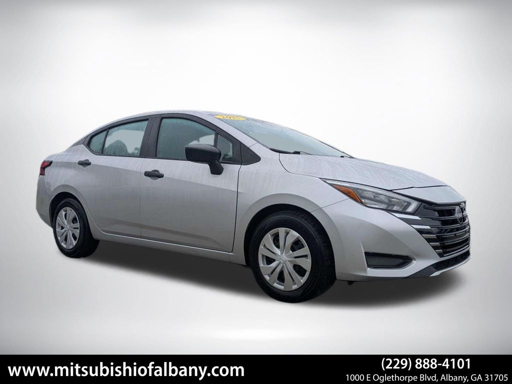 2025 Nissan Versa 1.6 S