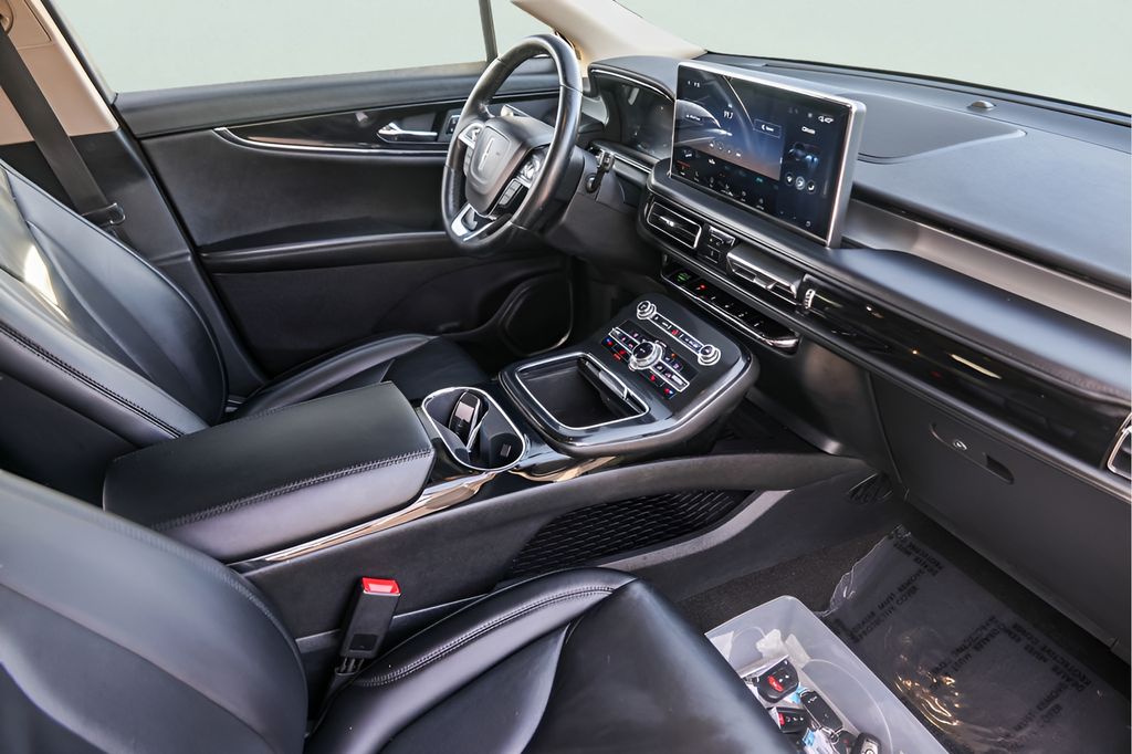 Used Car 2021 Lincoln Nautilus  Standard For Sale Under $30,000 In Austin, Texas