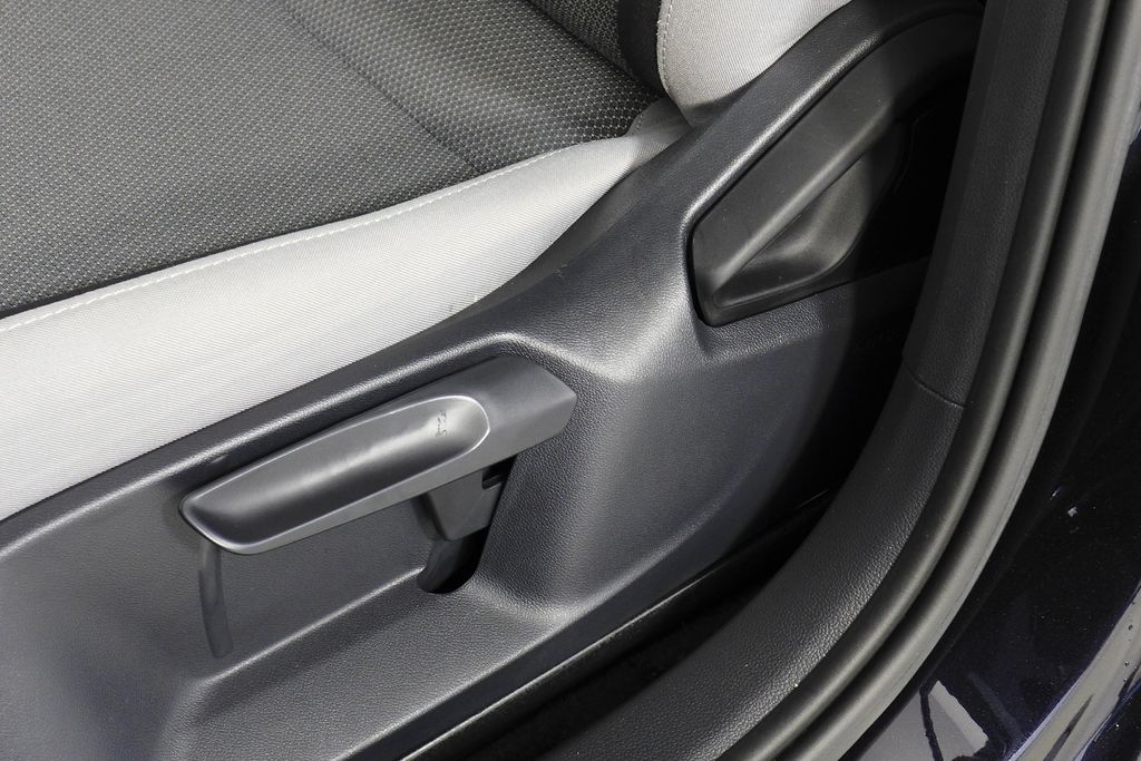 Thumbnail: 2024 Volkswagen Taos - 22