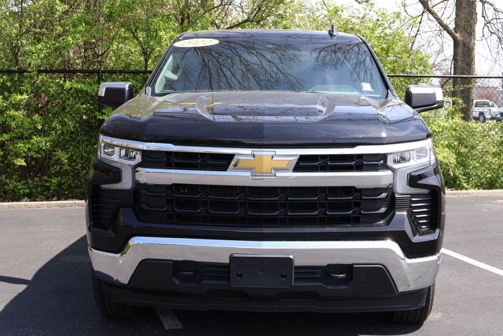 2022 Chevrolet Silverado 1500 LT 2