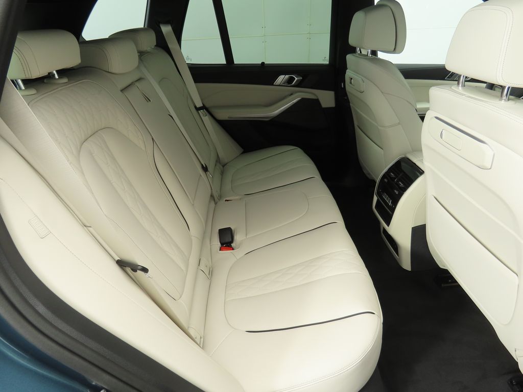 Thumbnail: 2026 BMW X5 - 22