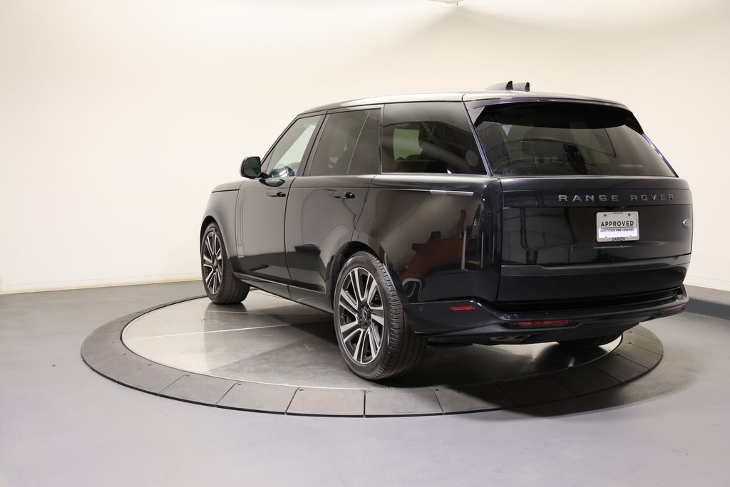 Thumbnail: 2023 Land Rover Range Rover - 3