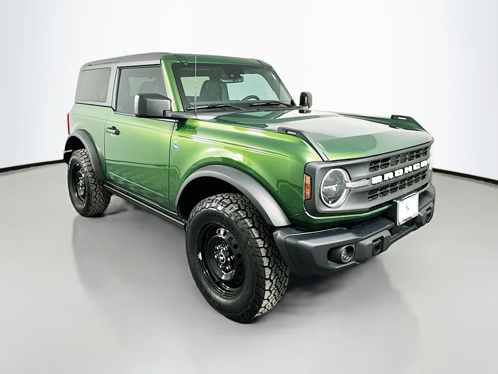 Thumbnail: 2022 Ford Bronco - 3