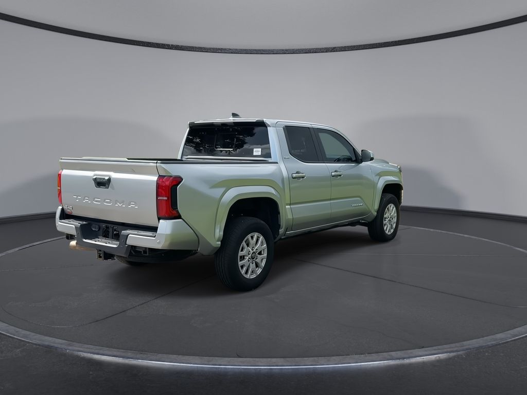 Thumbnail: 2024 Toyota Tacoma - 8