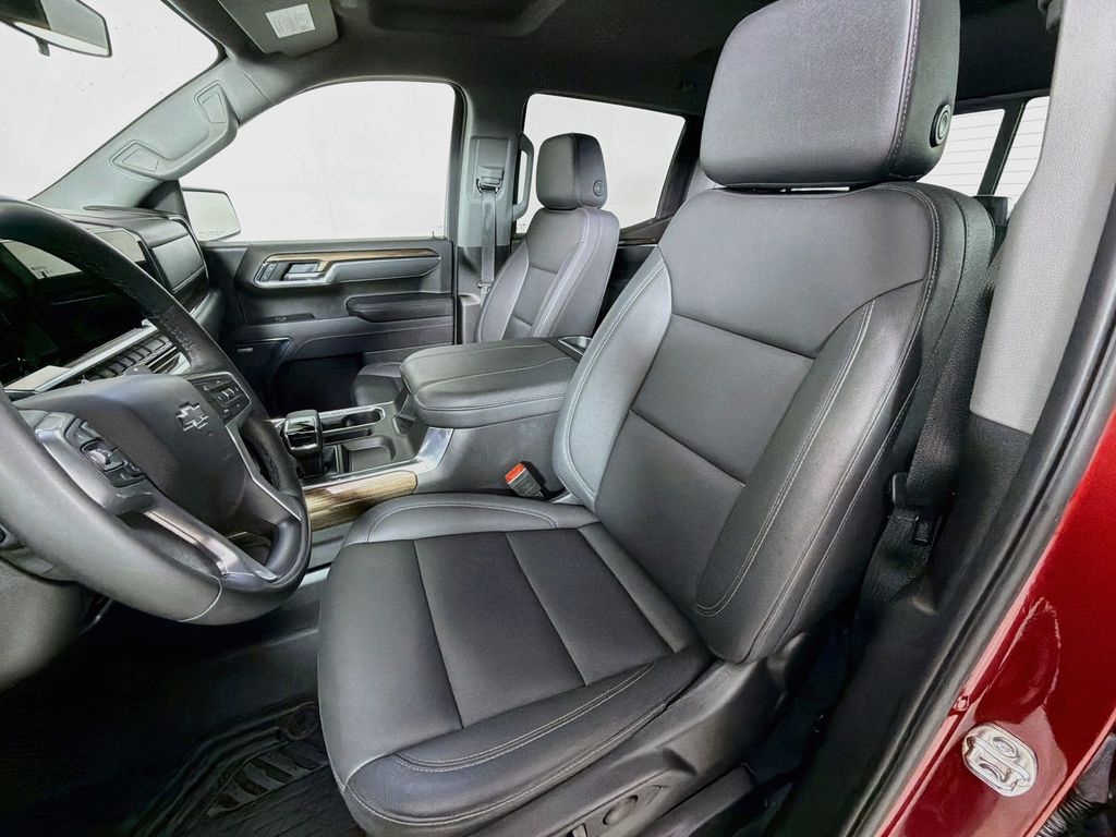 Used 2025 Chevrolet Silverado 1500 Truck
