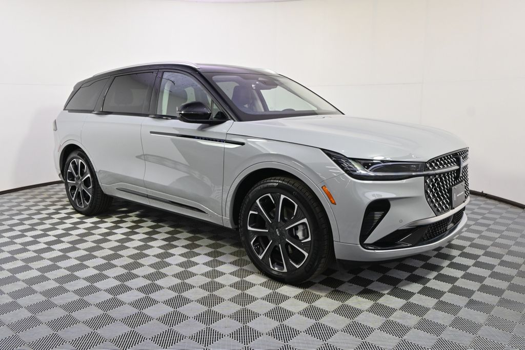 New 2026 Gray Lincoln Reserve image 8