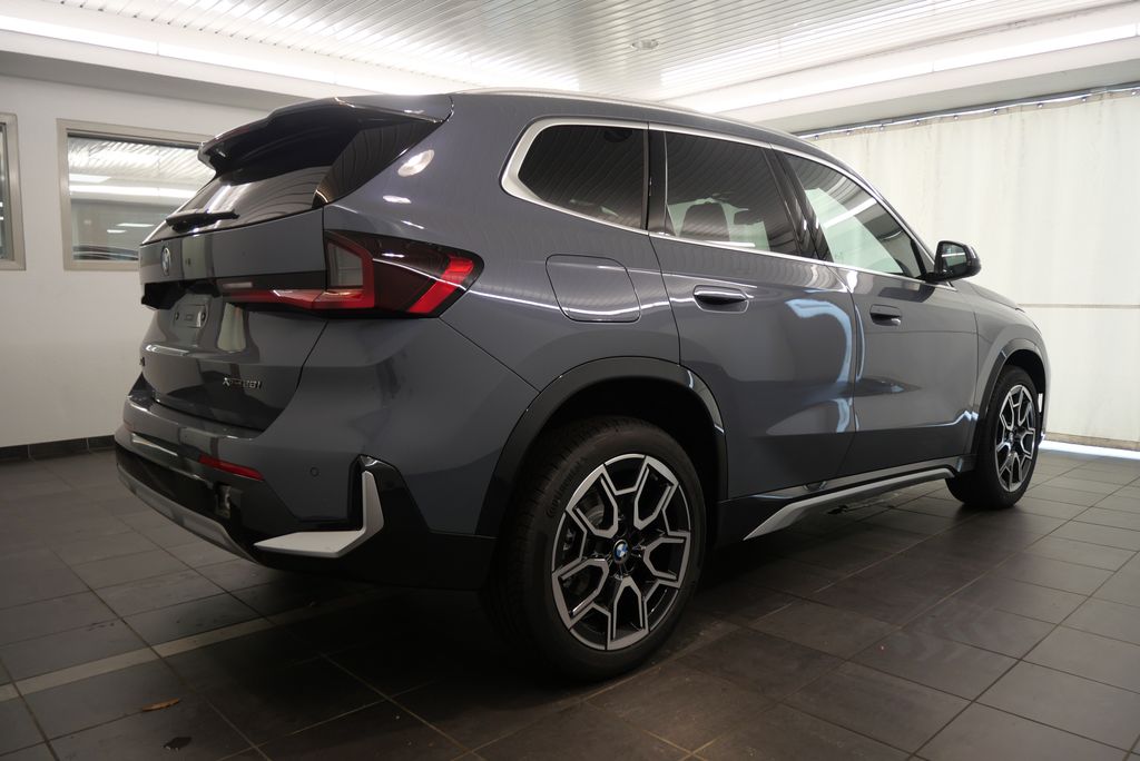 2025 BMW X1 xDrive28i 6