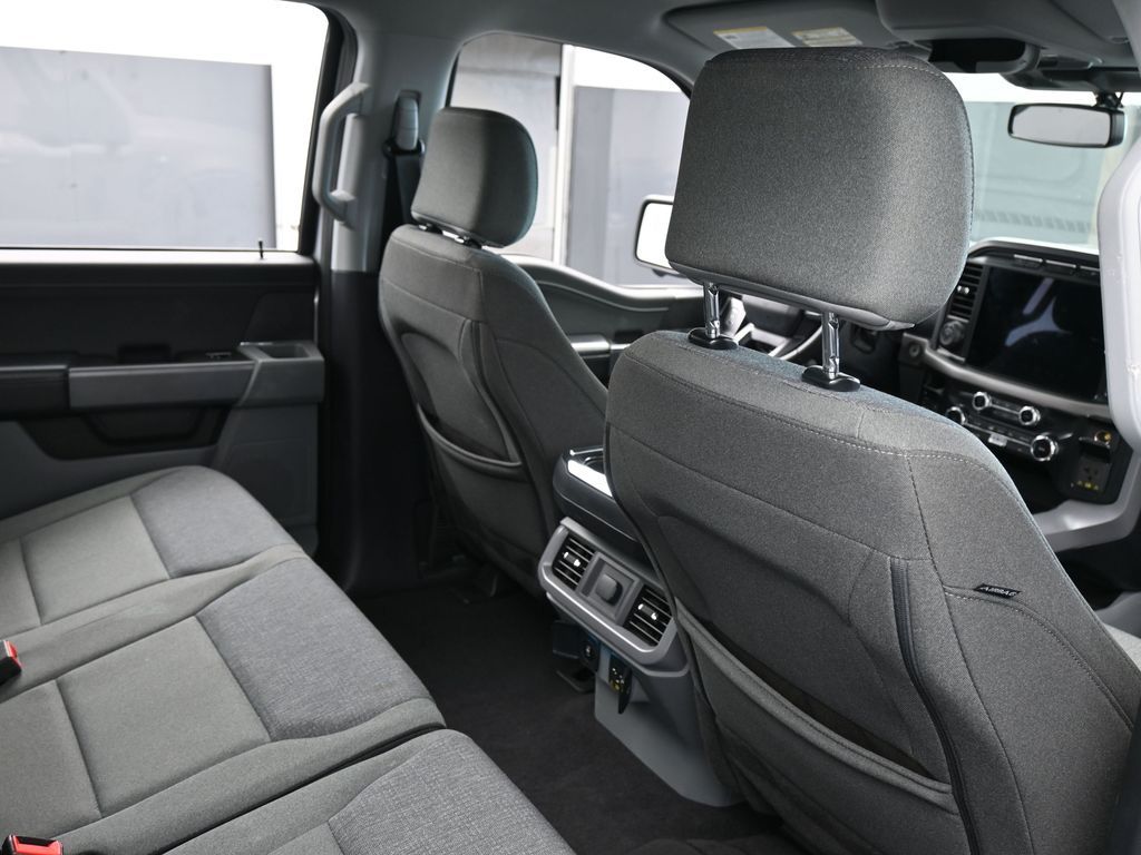 Used 2024 Silver Metallic Ford XLT image 52