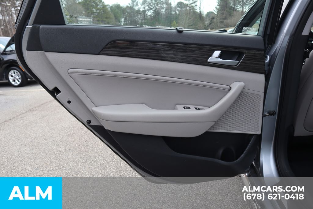 Used 2015 Gray Hyundai Limited image 21