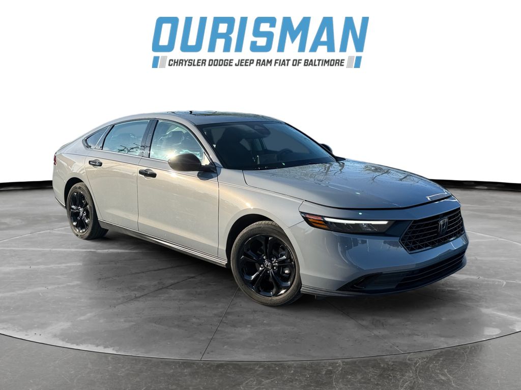 Gray 2025 Honda Accord SE FWD Sedan Front-Wheel Drive Continuously Variable Transmission