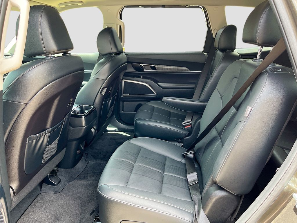 Used 2024 Green Kia EX image 26