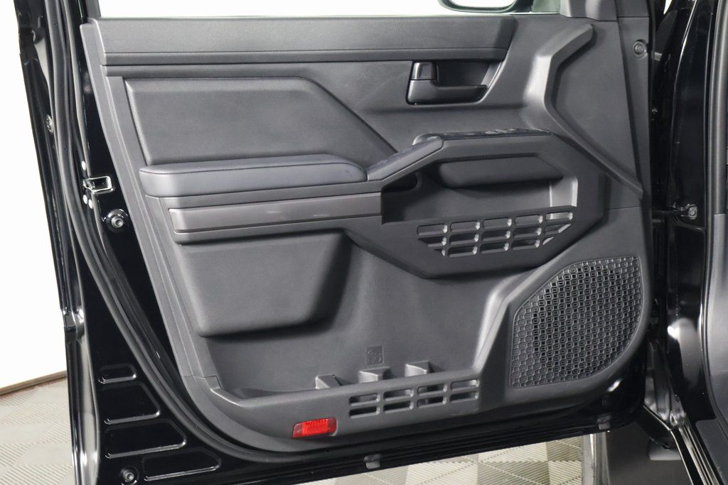 Thumbnail: 2025 Toyota Tacoma - 7