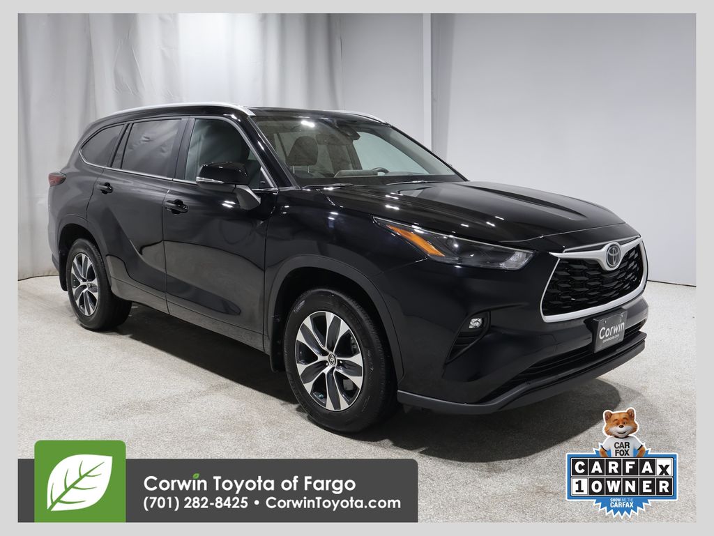 2024 Toyota Highlander XLE AWD