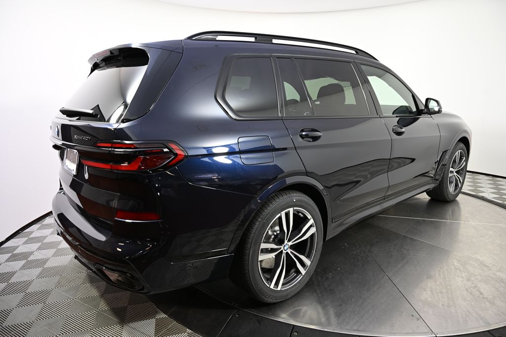 2025 BMW X7 xDrive40i 5