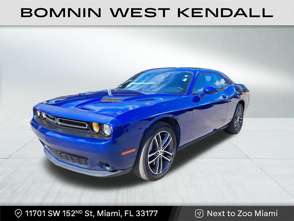 2019 Dodge Challenger SXT photo