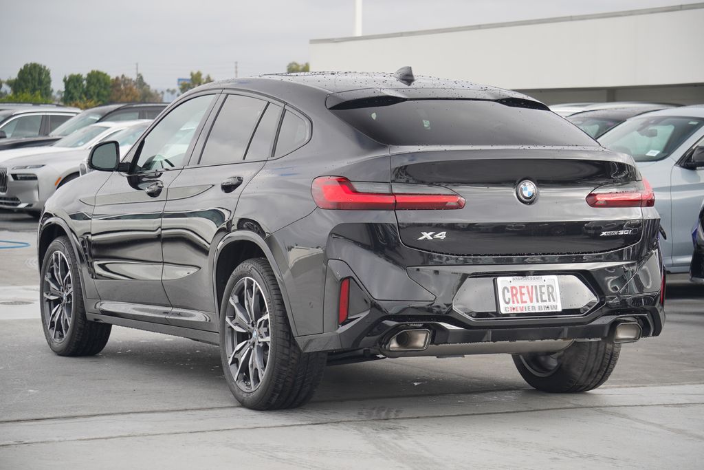 2025 BMW X4 xDrive30i 8