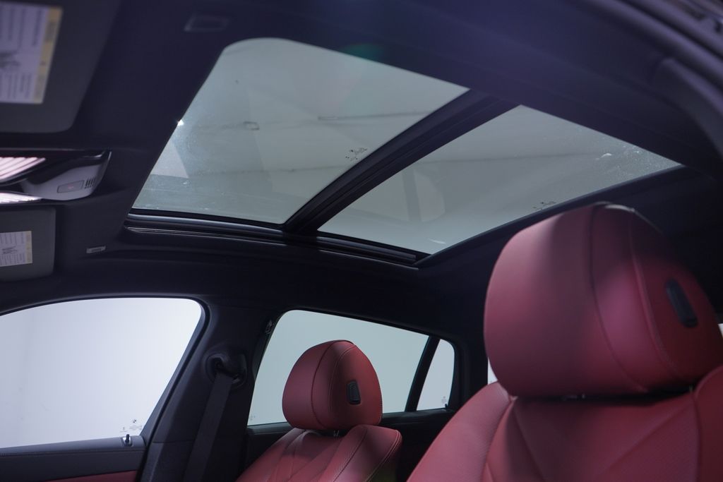 Thumbnail: 2026 BMW X6 - 8