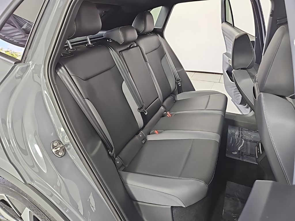 Thumbnail: 2023 Volkswagen ID.4 - 20