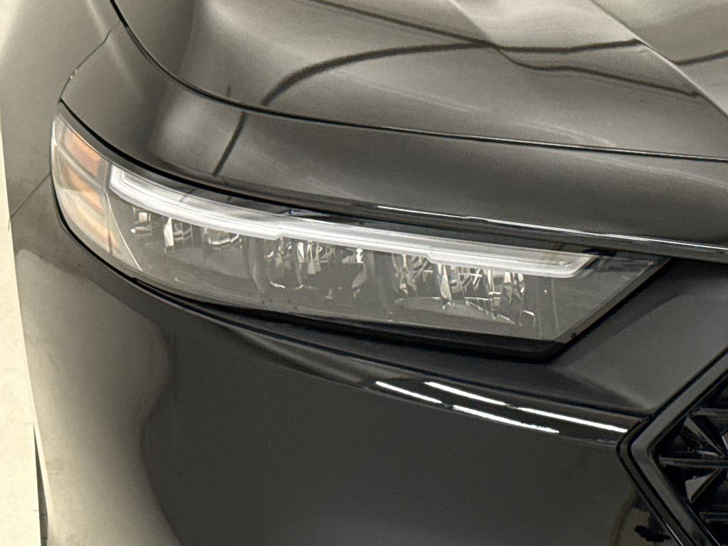 New 2026 Black Honda SE image 5