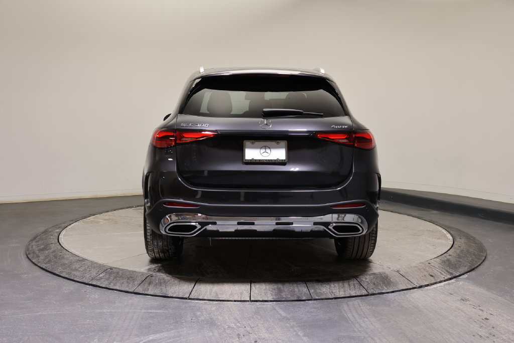 Thumbnail: 2026 Mercedes-Benz GLC - 4