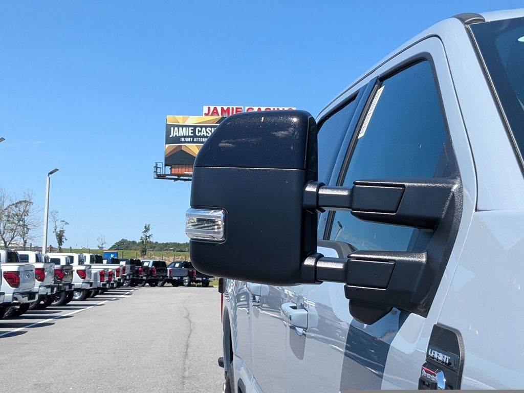 2026 Ford Super Duty F-350 SRW LARIAT