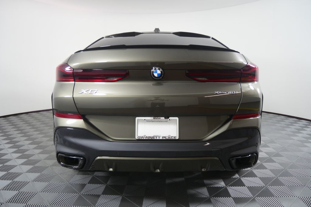Thumbnail: 2027 BMW X6 - 4
