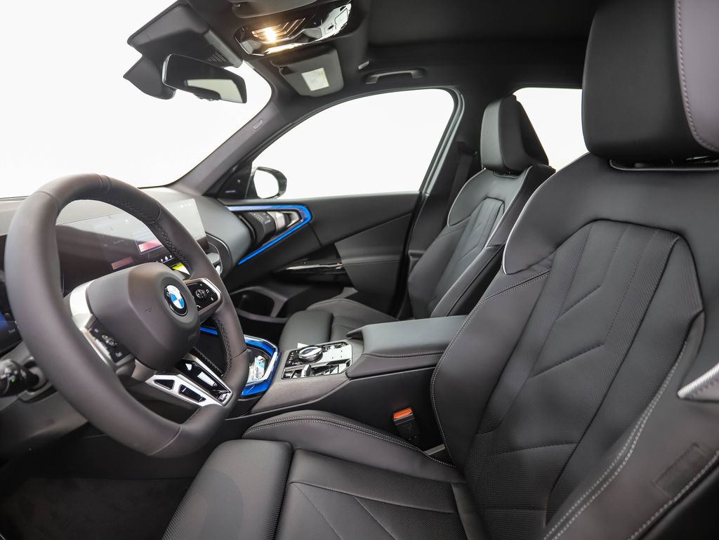 Thumbnail: 2026 BMW X3 - 12