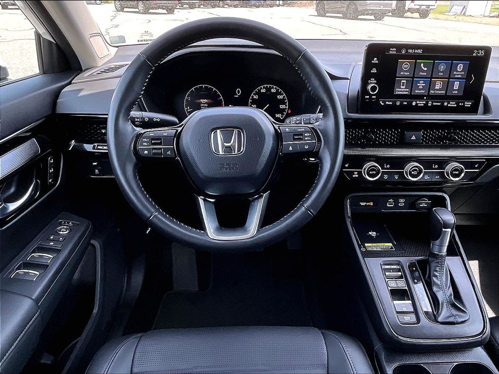 2025 Honda CR-V — photo 17