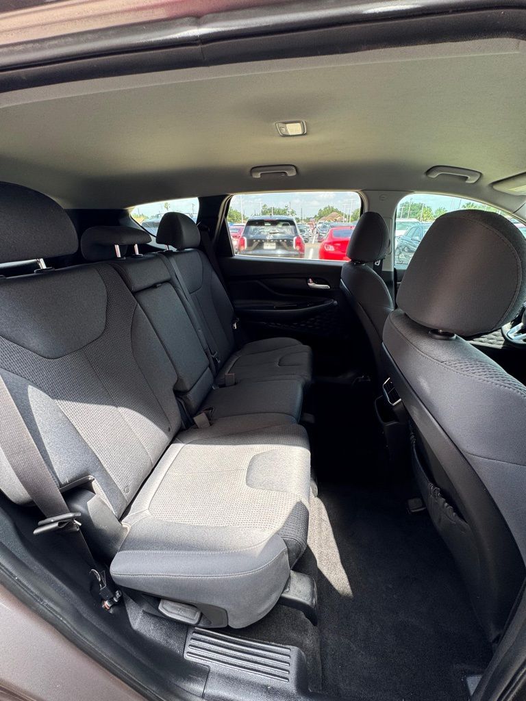 2020 Hyundai Santa Fe SE 13