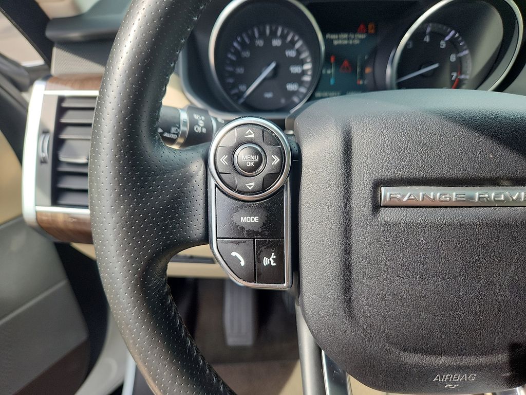 Thumbnail: 2015 Land Rover Range Rover Sport - 22
