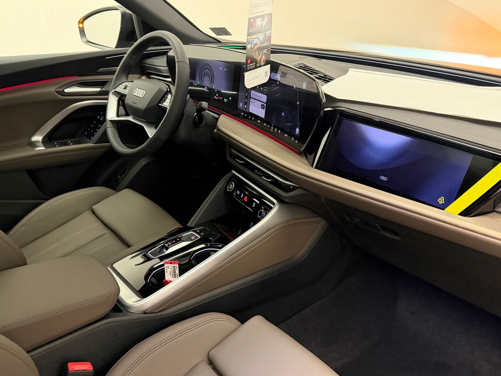 Thumbnail: 2026 Audi Q5 - 9