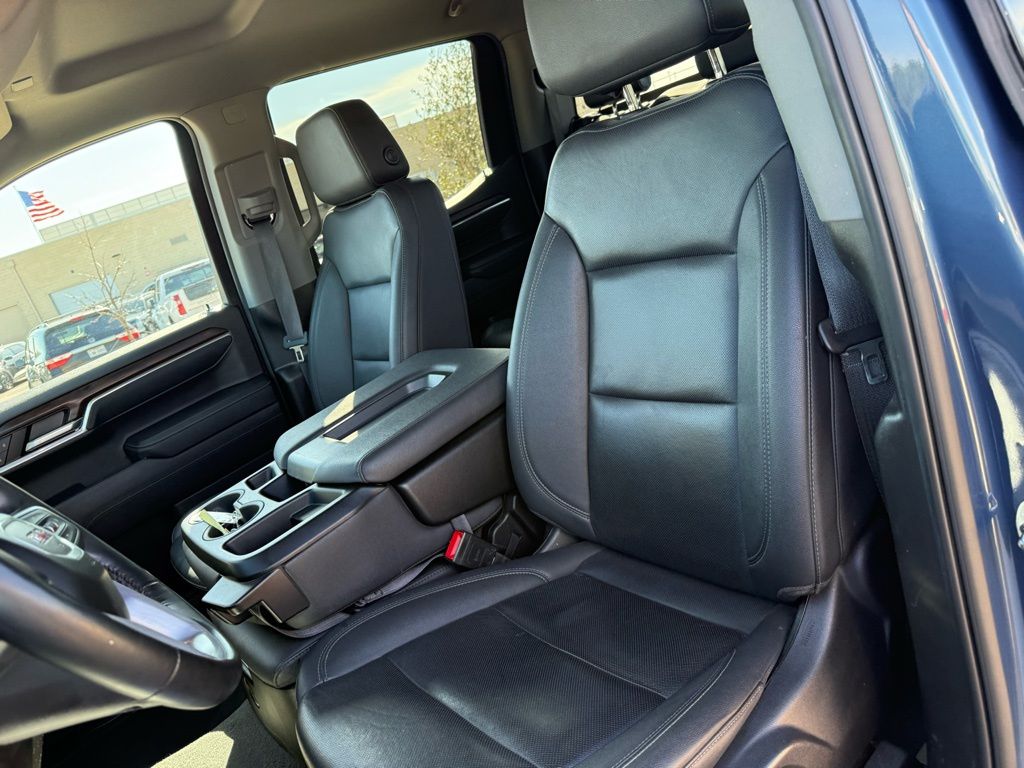 Thumbnail: 2024 GMC Sierra 1500 - 13