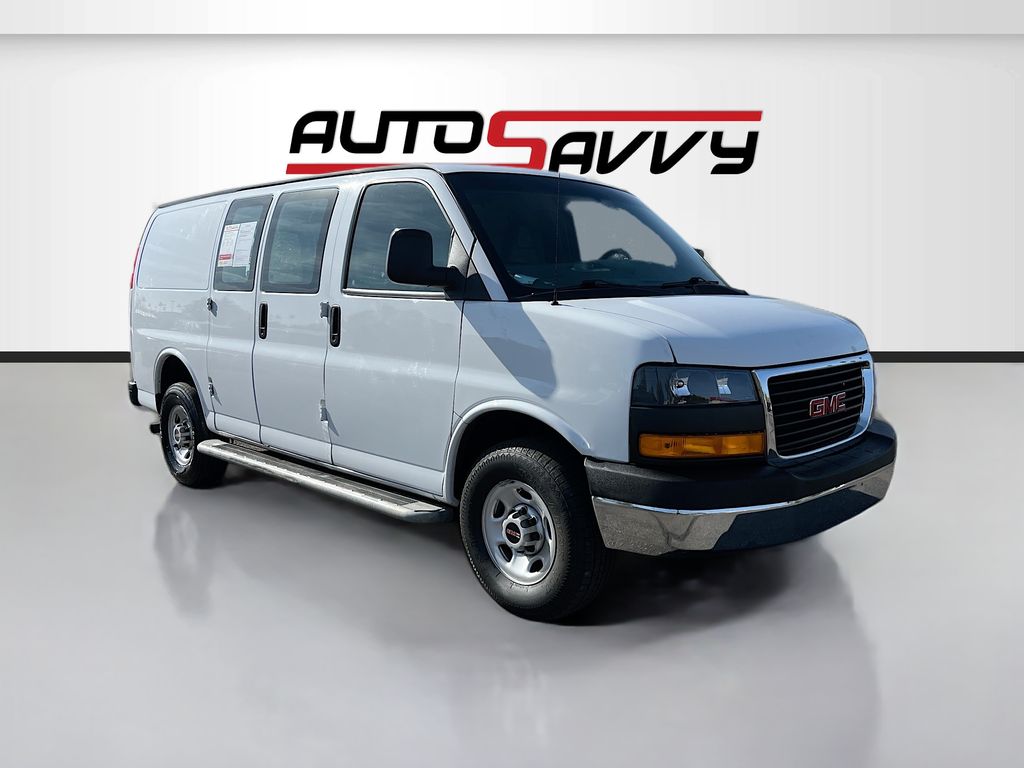 2022 GMC Savana Cargo