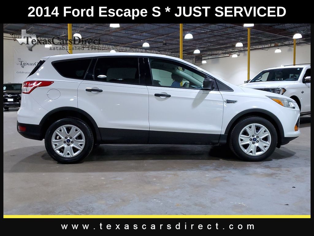 2014 Ford Escape S 5