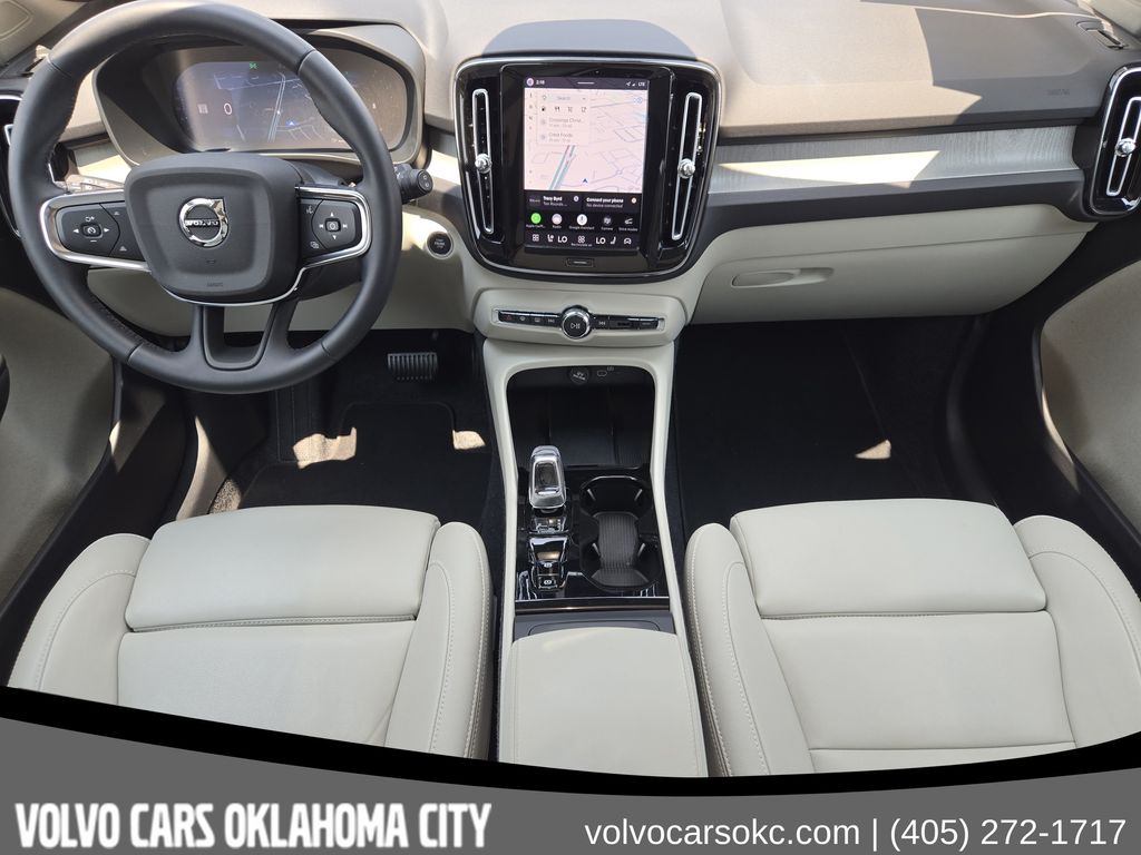 2026 Volvo XC40 Plus - Photo 28