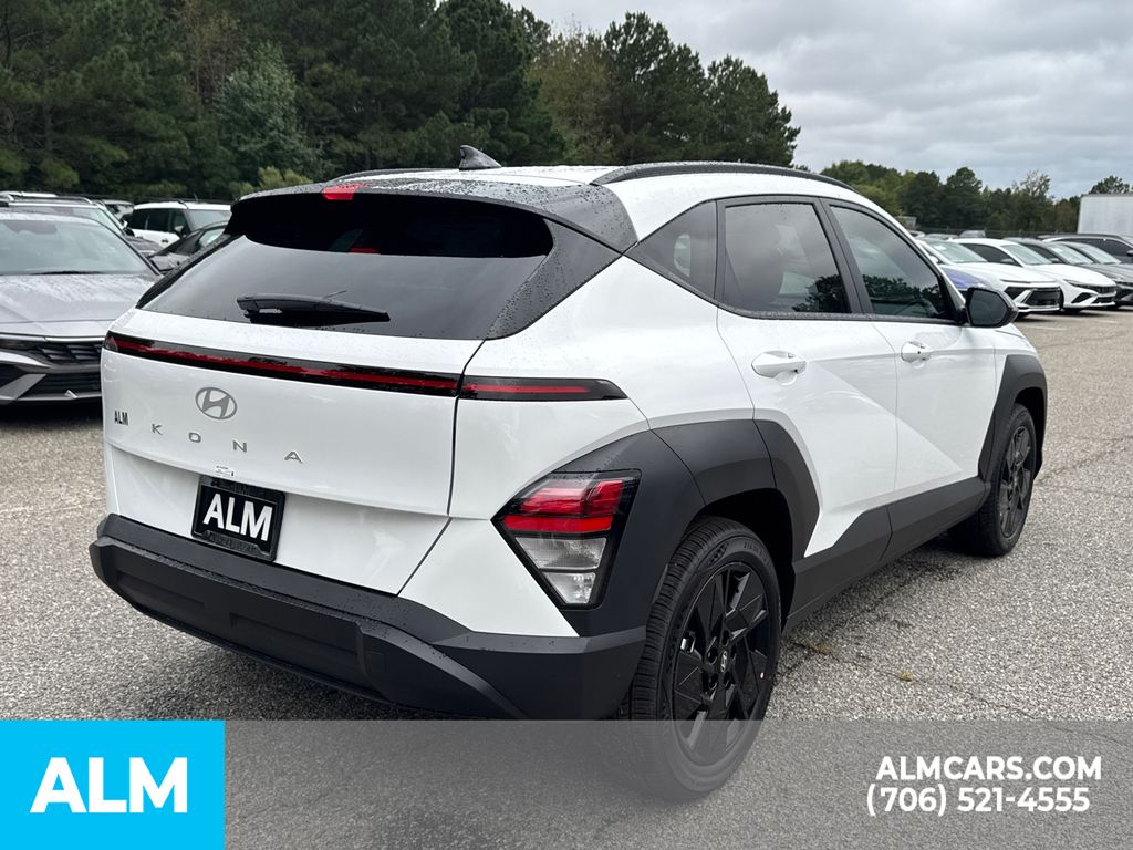 Used 2026 White Hyundai SEL Sport image 6