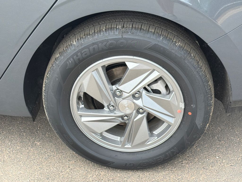 New 2026 Gray Hyundai SE image 20
