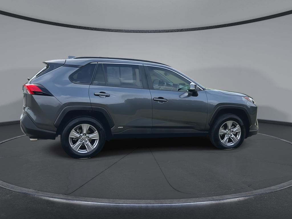 Thumbnail: 2024 Toyota RAV4 - 9