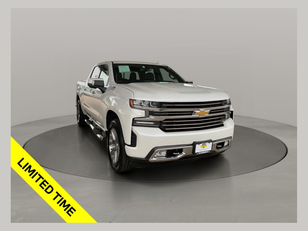 White (Iridescent Pearl Tricoat) 2022 Chevrolet Silverado 1500 Pickup Truck Four-Wheel Drive Automatic