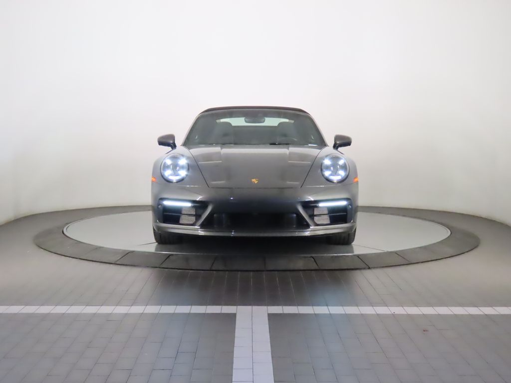 Thumbnail: 2024 Porsche 911 - 10