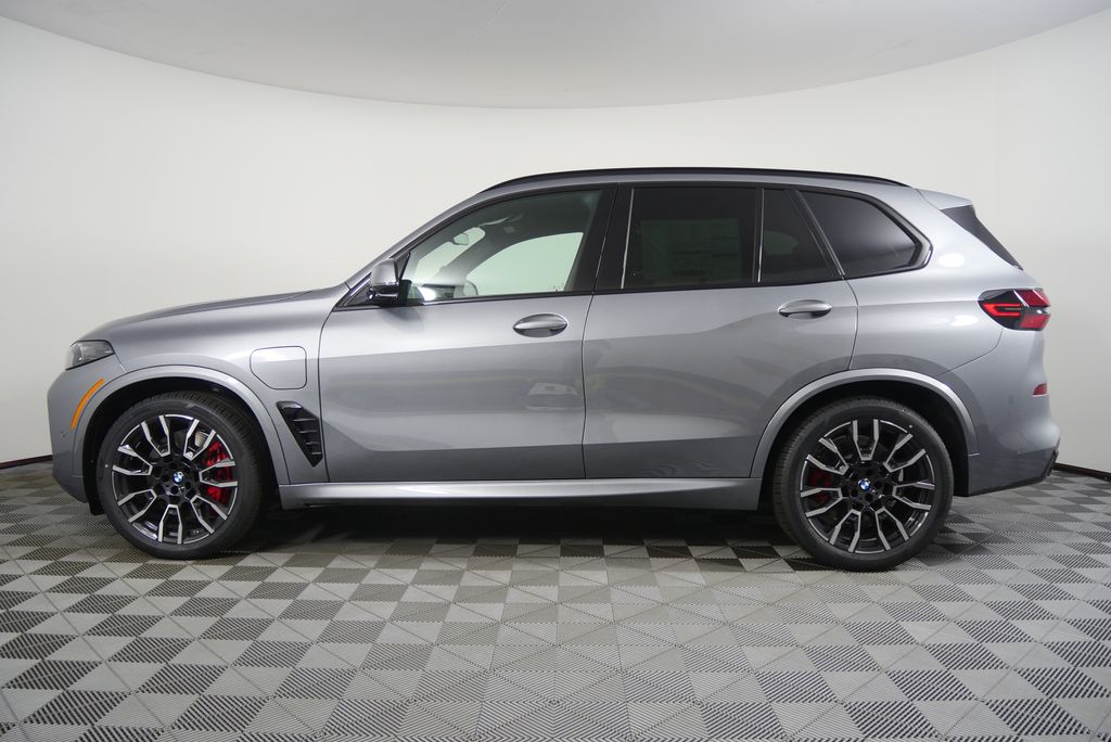 Thumbnail: 2026 BMW X5 - 6