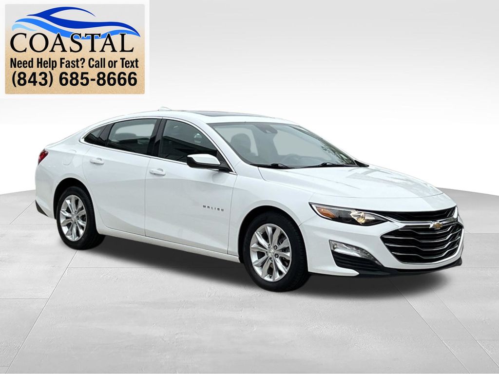 2024 Chevrolet Malibu LT White at Matthews Motors of Wilmington
